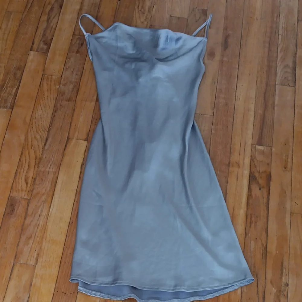Urban Outfitters Satin Dress L Nwt - Picture 1 of 4